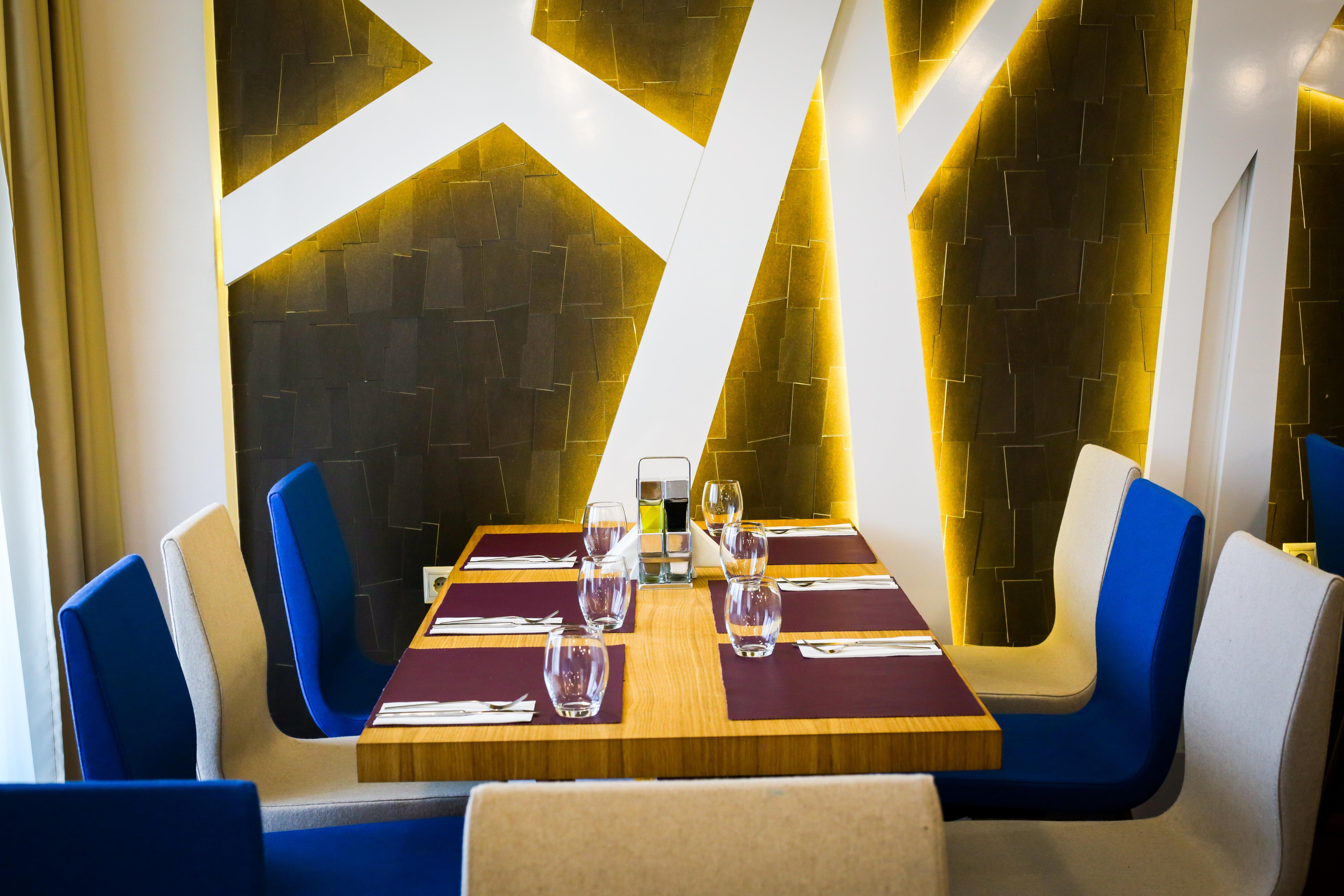 Holiday Inn Plovdiv By Ihg Exterior foto