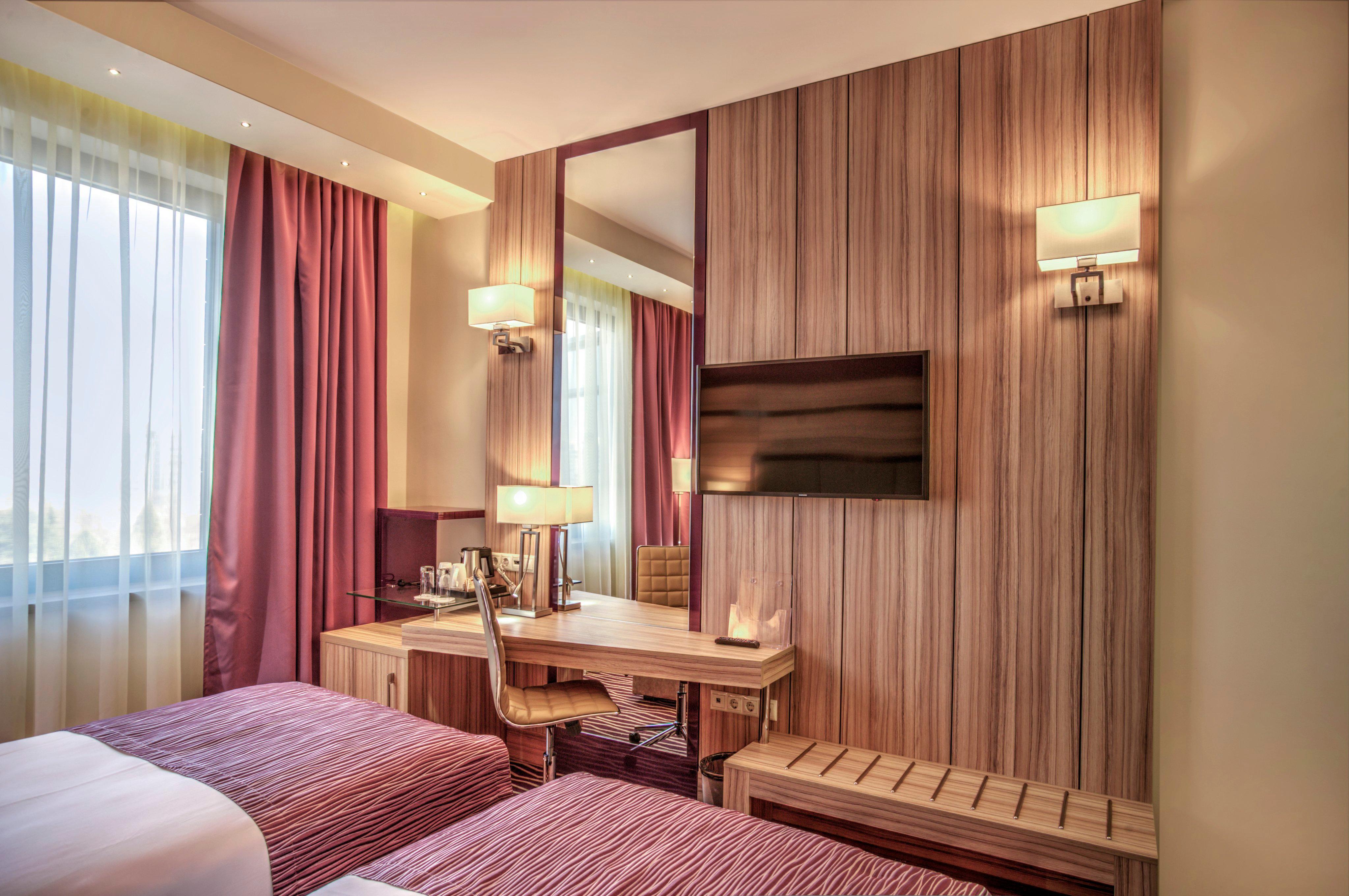 Holiday Inn Plovdiv By Ihg Exterior foto